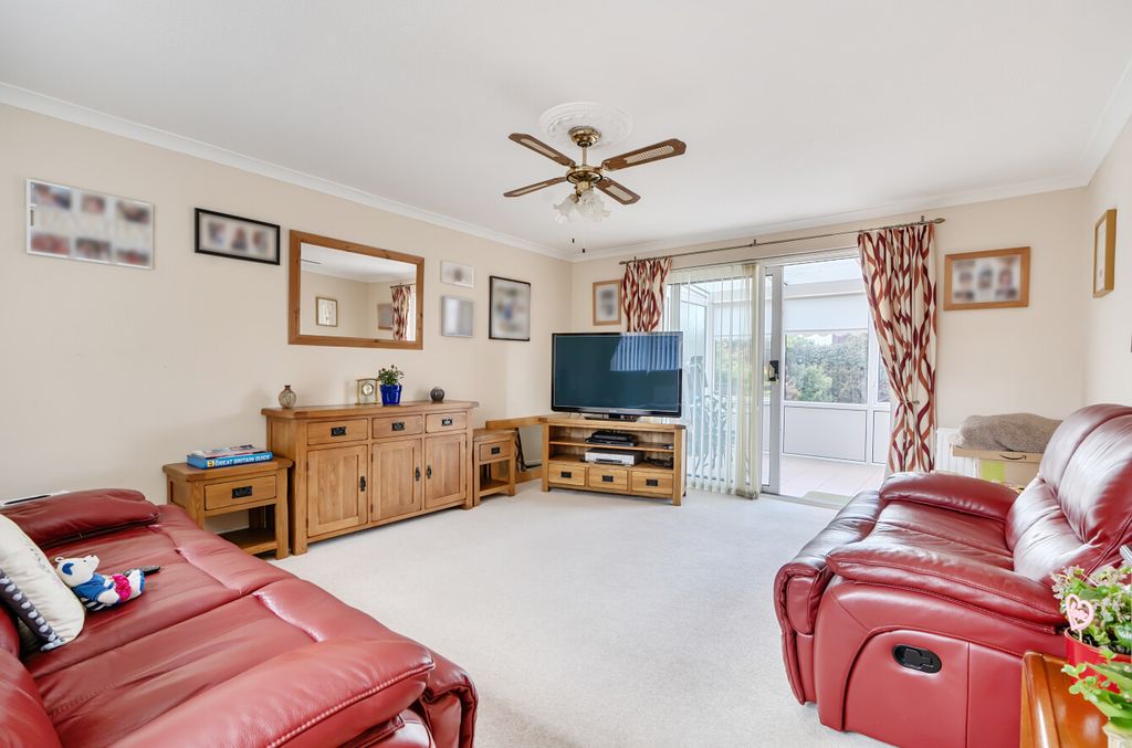 Property photo 2 of 18 1473023-9-6A2809F...