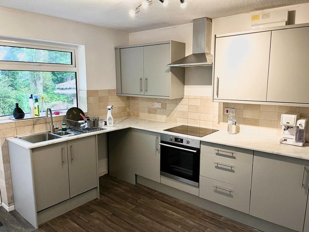 Property photo 3 of 12 723F81Ff-ce6B-4d81-9501-8375d82E698E.Jpg