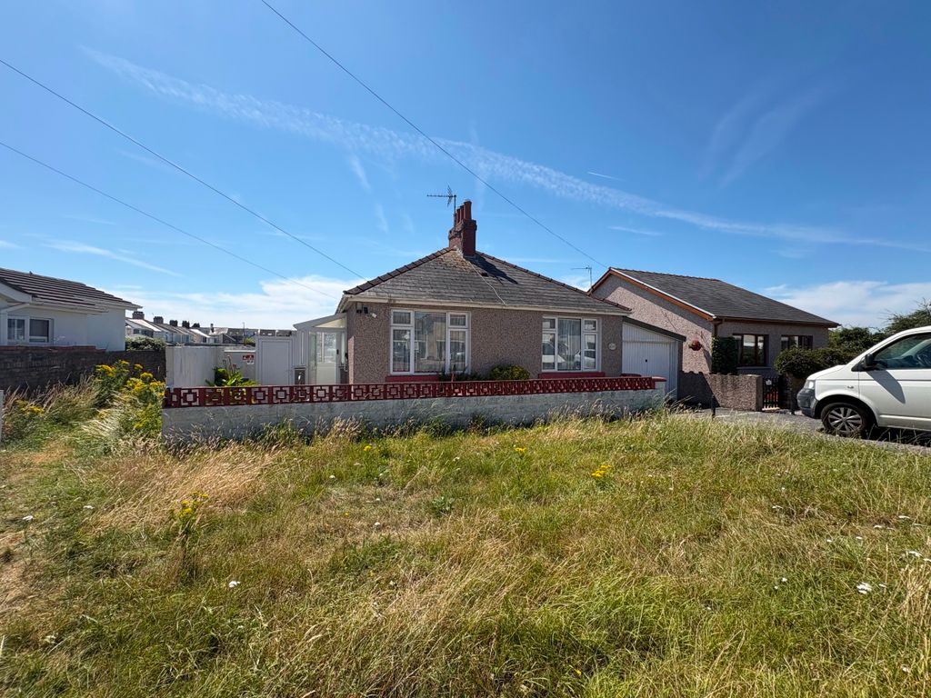 Property photo 2 of 23