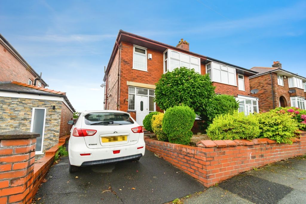 Property photo 1 of 17 Photo