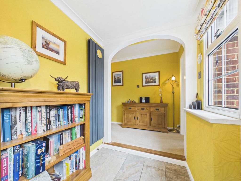 Property photo 3 of 18