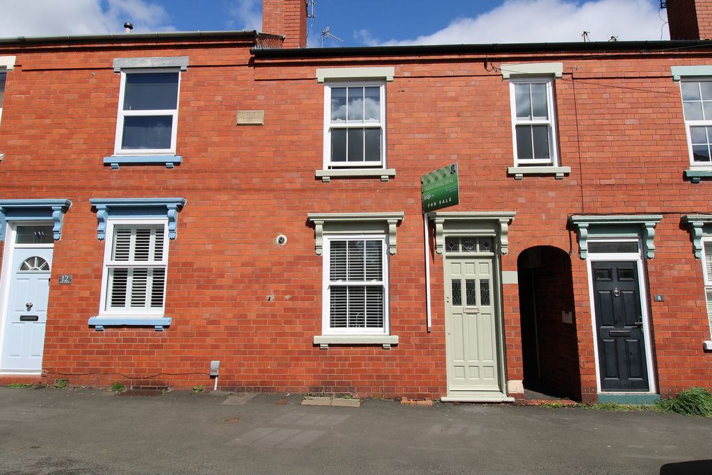 Property photo 1 of 20