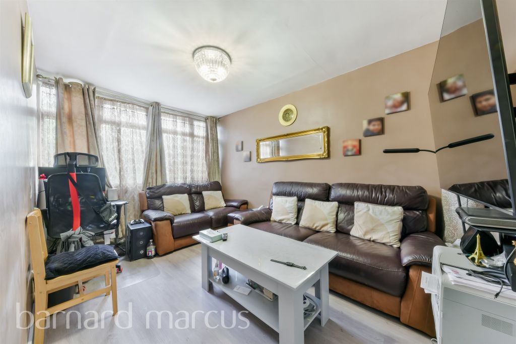 Property photo 2 of 12