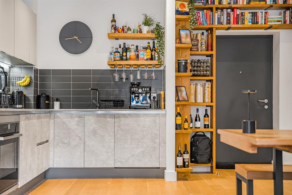 Property photo 3 of 27 Dsc08165.Jpg