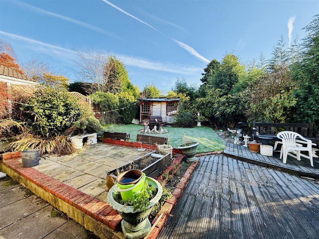 Property photo 2 of 16 Rear Garden