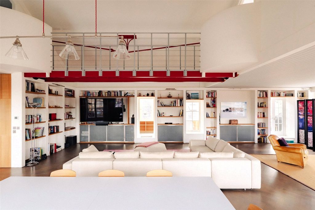 Property photo 1 of 25 Reception Room