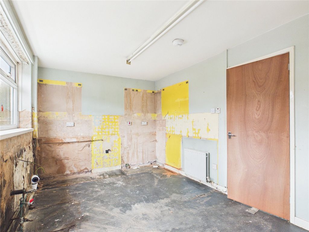 Property photo 2 of 17 Picture No. 05