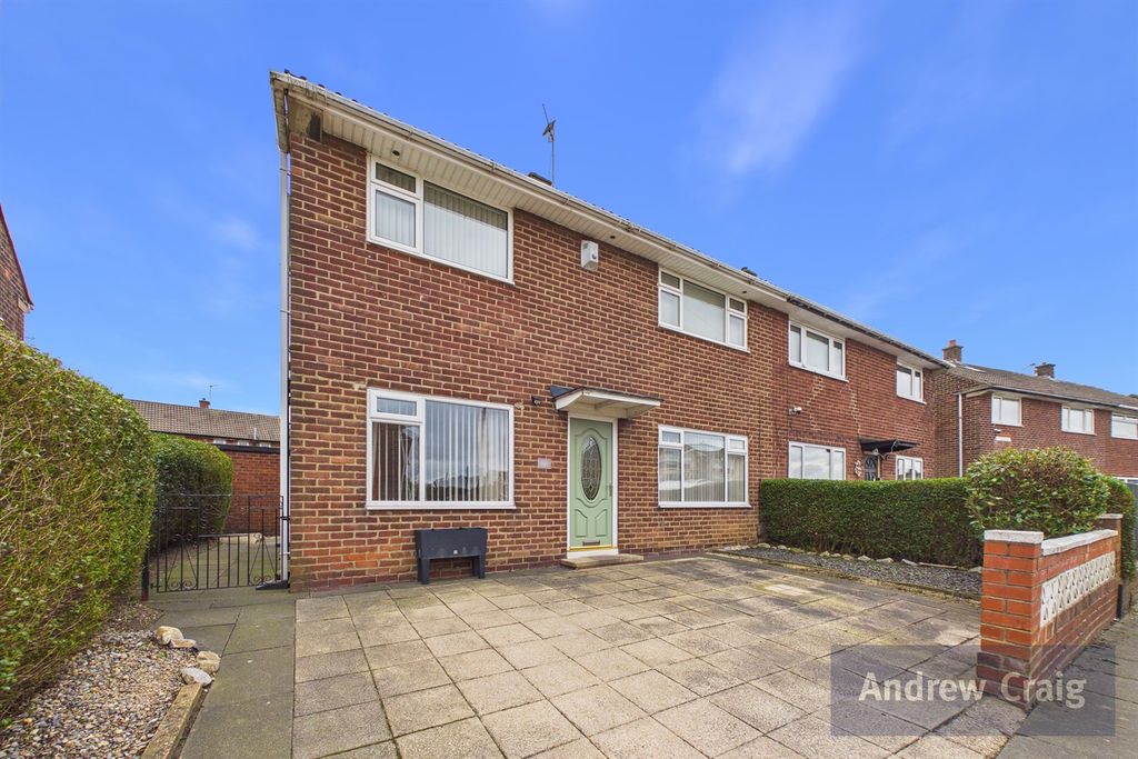 Property photo 1 of 11 (Main)