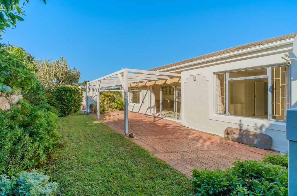 Property photo 1 of 21 Fh1742878