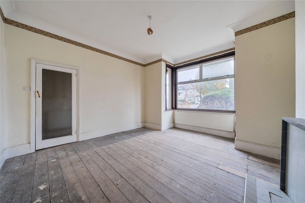 Property photo 2 of 20 Picture No. 10