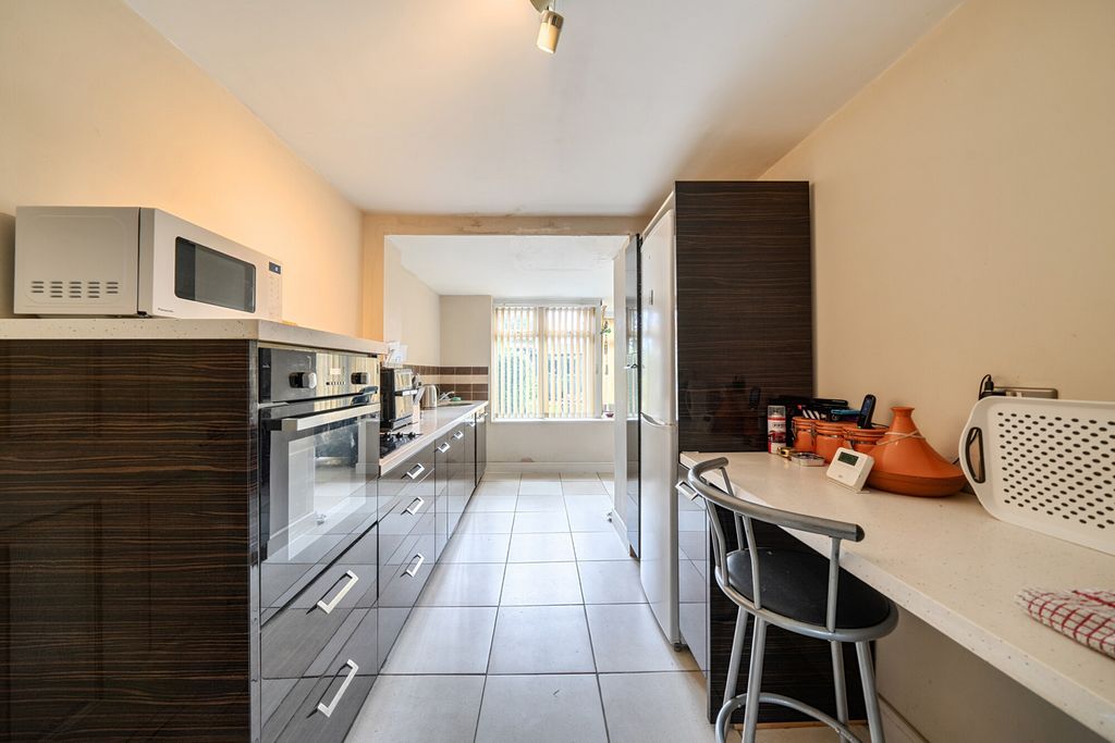 Property photo 2 of 19 1468962-5-6A21575...