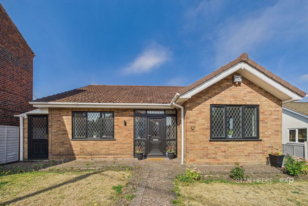 Property photo 1 of 29