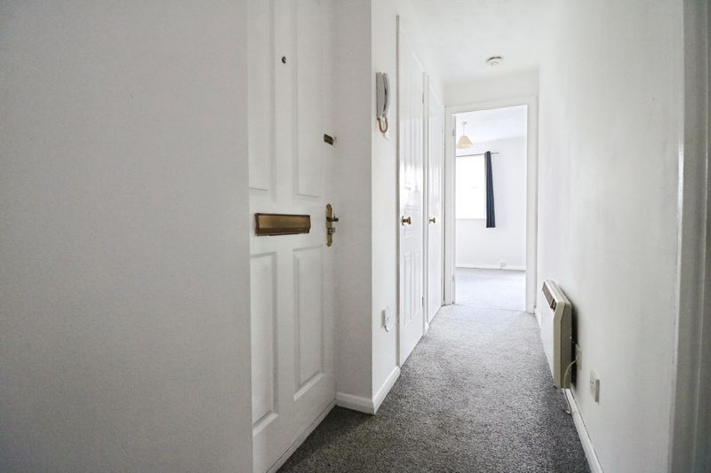 Property photo 3 of 13 Photo 9