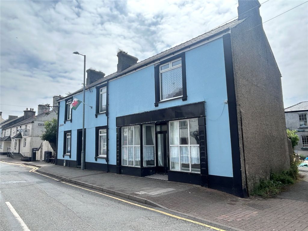 Property photo 2 of 19 Picture No. 15