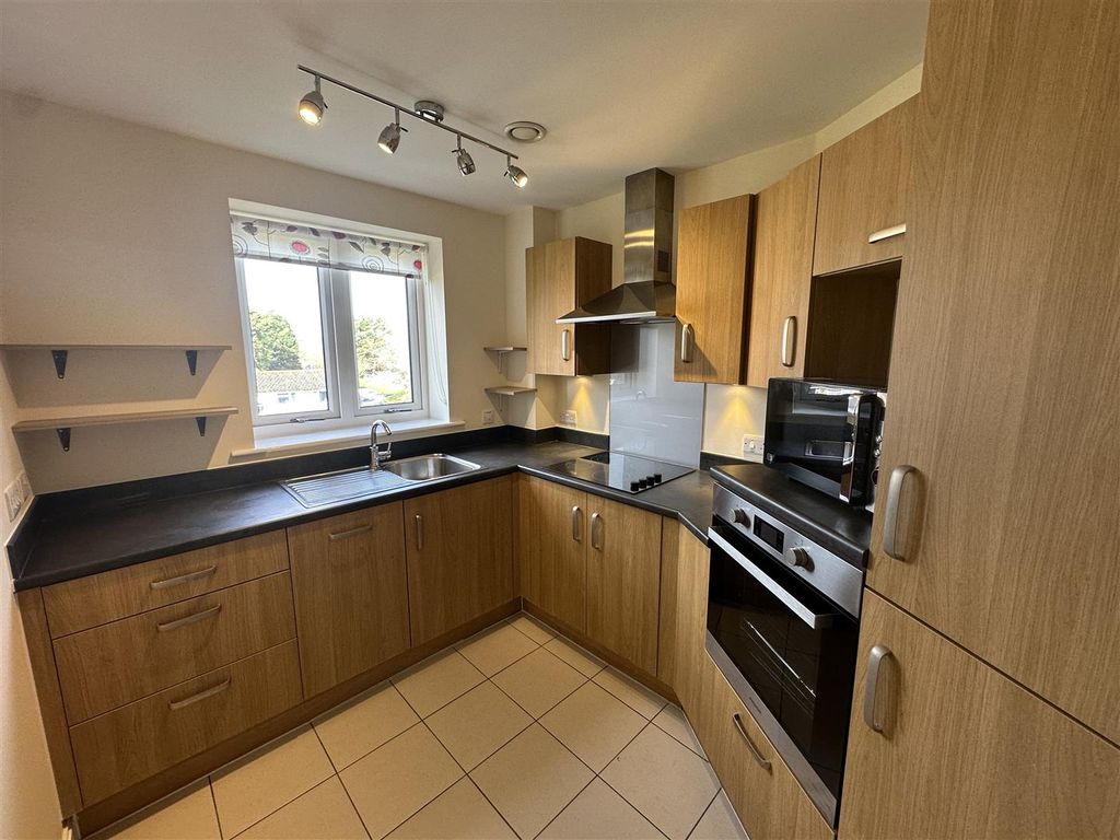 Property photo 3 of 40 Img_8605.Jpg