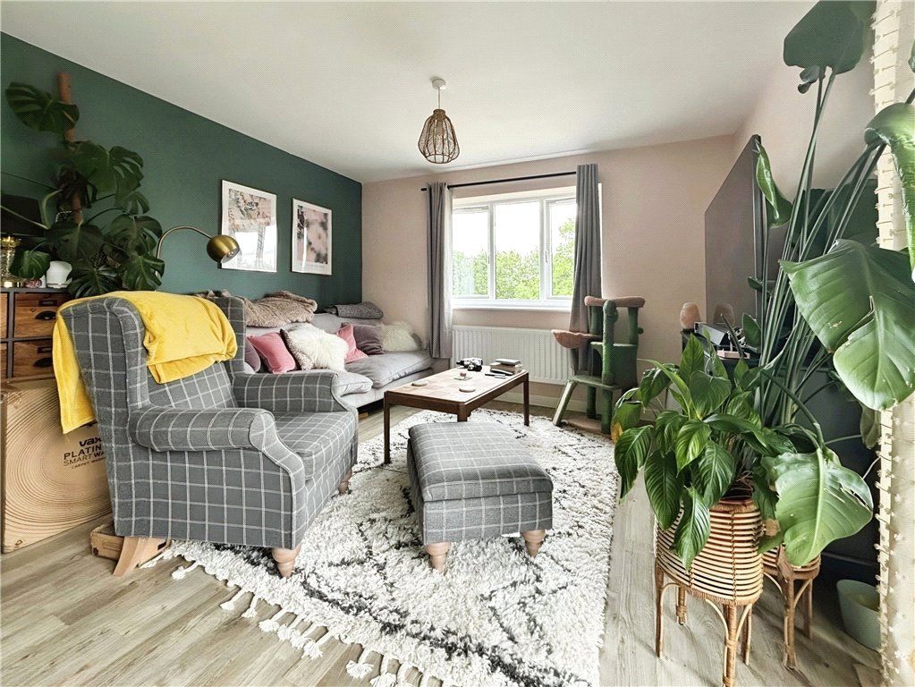 Property photo 2 of 7 Picture No. 04