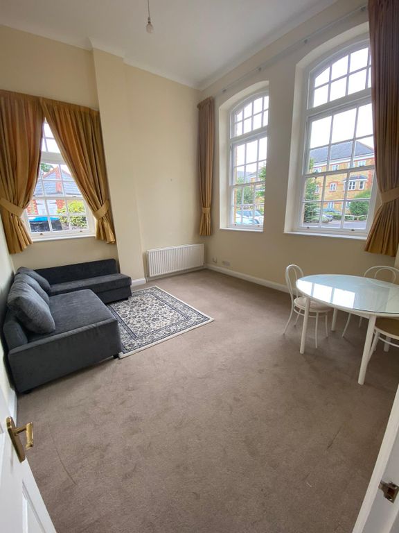 Property photo 1 of 5