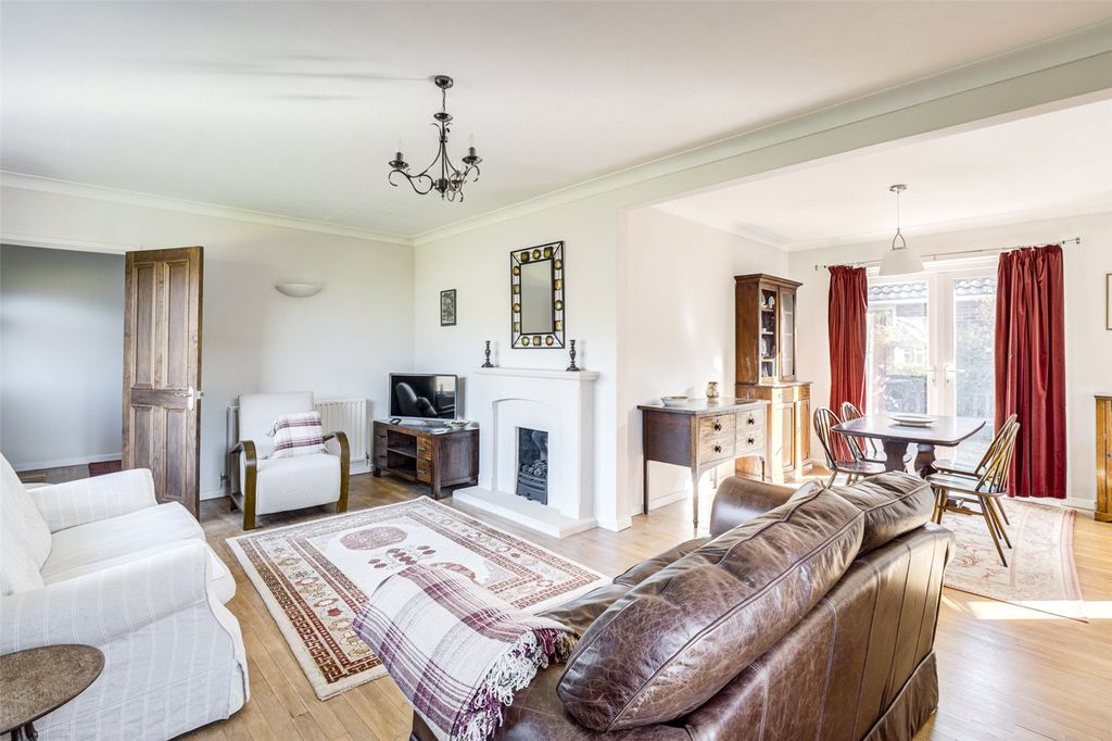 Property photo 3 of 22 Picture No. 19