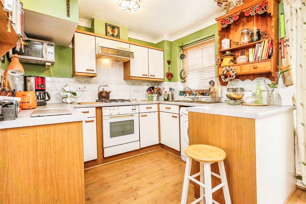 Property photo 3 of 15