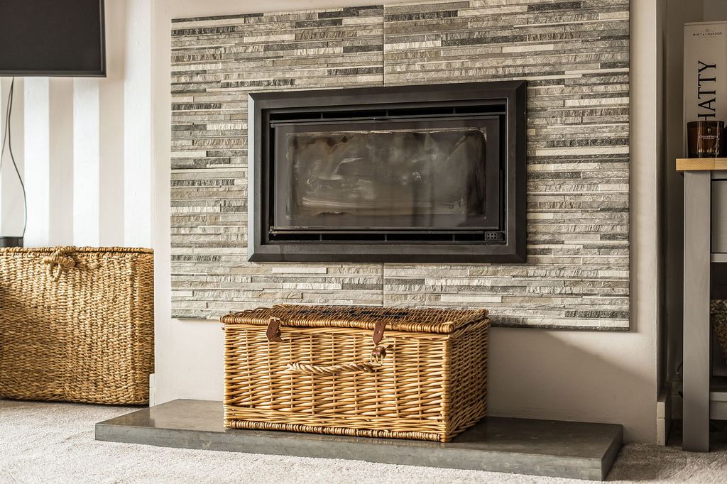 Property photo 2 of 22