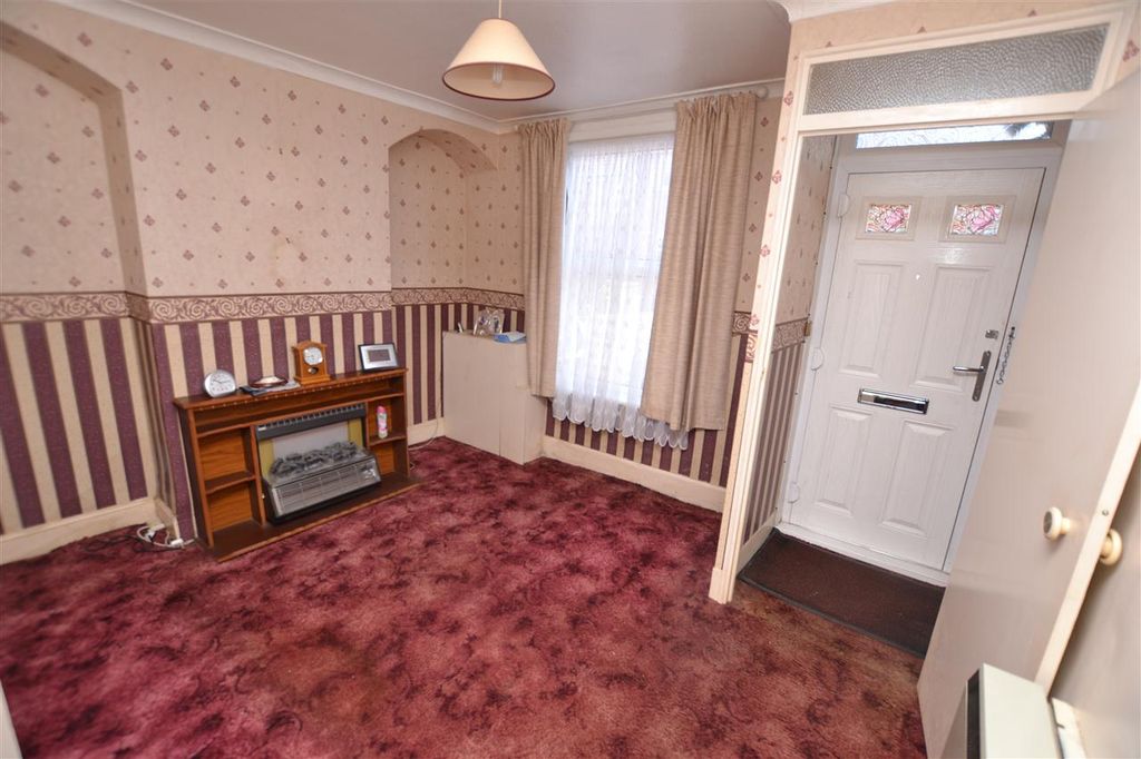 Property photo 3 of 12 Reception One