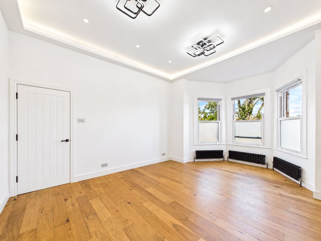 Property photo 3 of 8 Picture No. 03