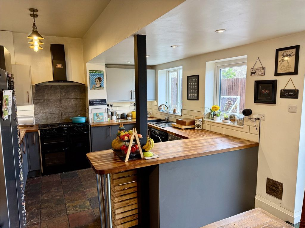 Property photo 2 of 18 Kitchen Dining Room