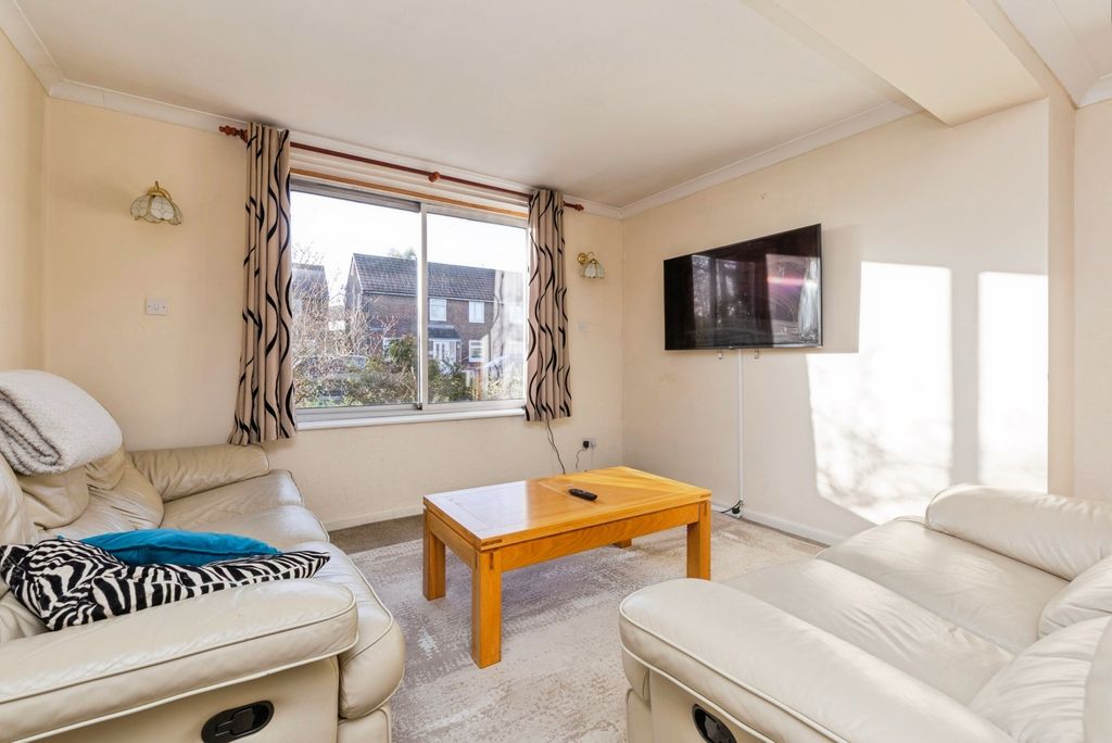 Property photo 3 of 14 Pbox-Img.Jpg