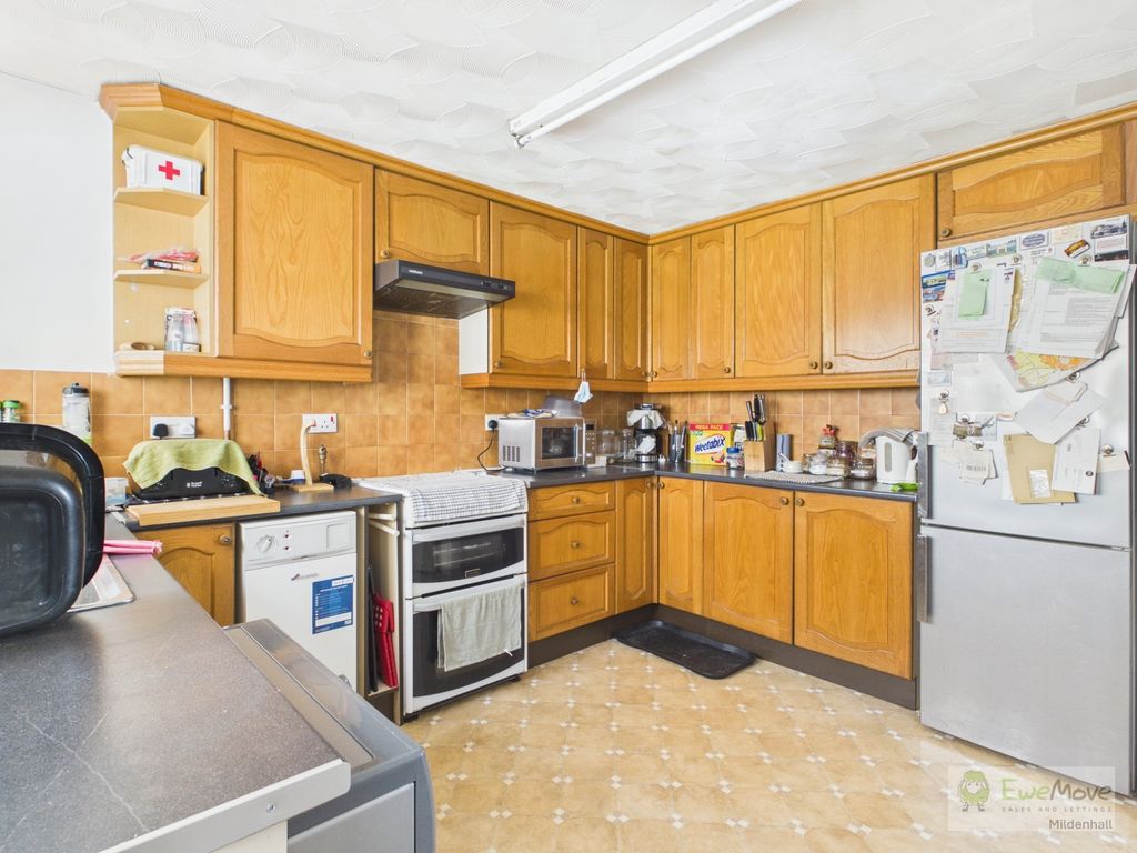 Property photo 2 of 13 Cam03603G0-Pr0064-Still016