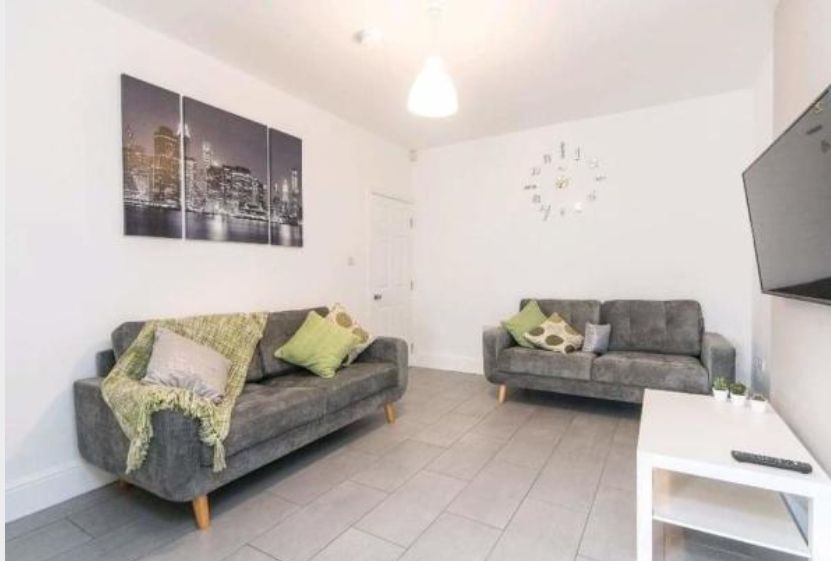 Property photo 2 of 7