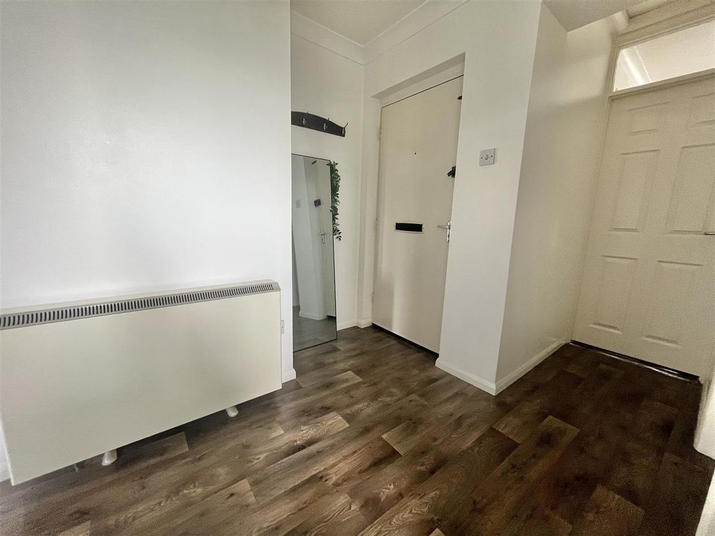 Property photo 2 of 15 Entrance Hallway