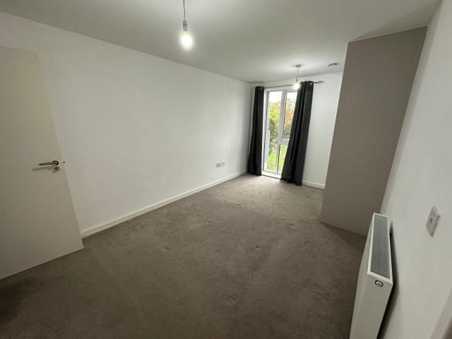 Property photo 2 of 7 Bedroom
