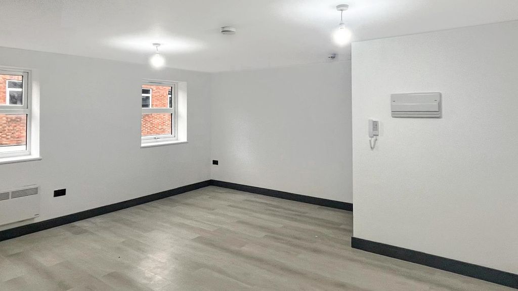 Property photo 3 of 5 Open Plan Living