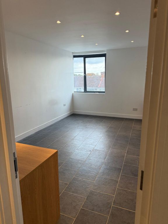 Property photo 1 of 4