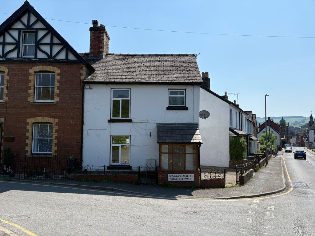 Property photo 2 of 14