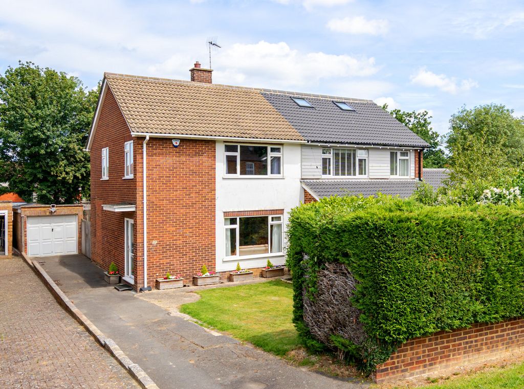 Property photo 1 of 18