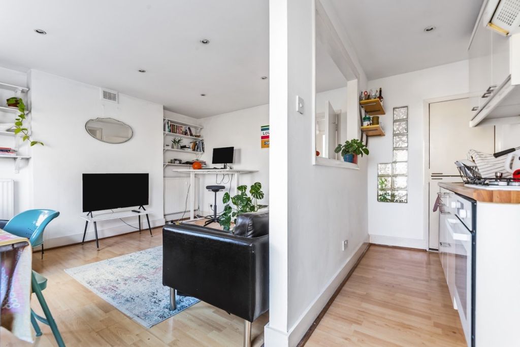 Property photo 2 of 5 788771 (3)