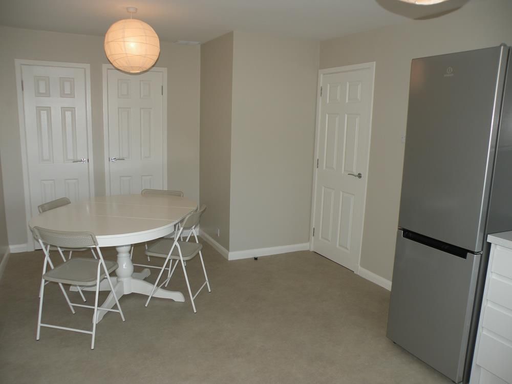 Property photo 2 of 11 084