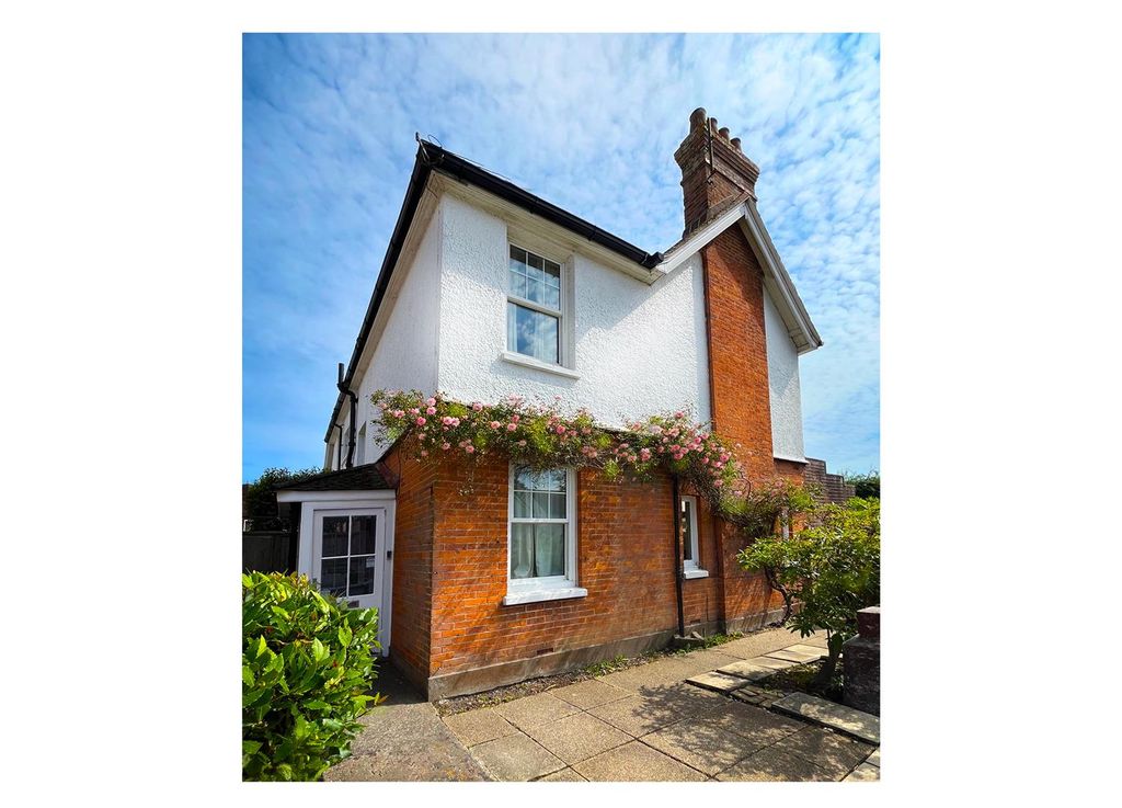 Property photo 1 of 28 1 Meads Road - Front1.Jpg