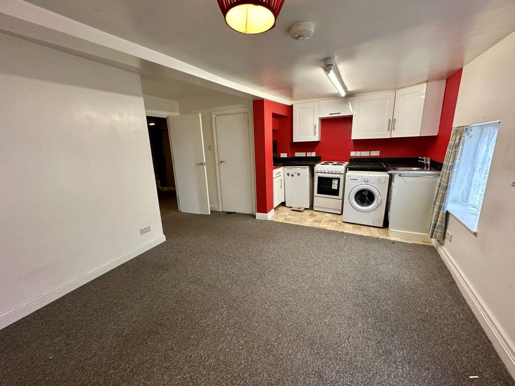 Property photo 3 of 10 Image 3
