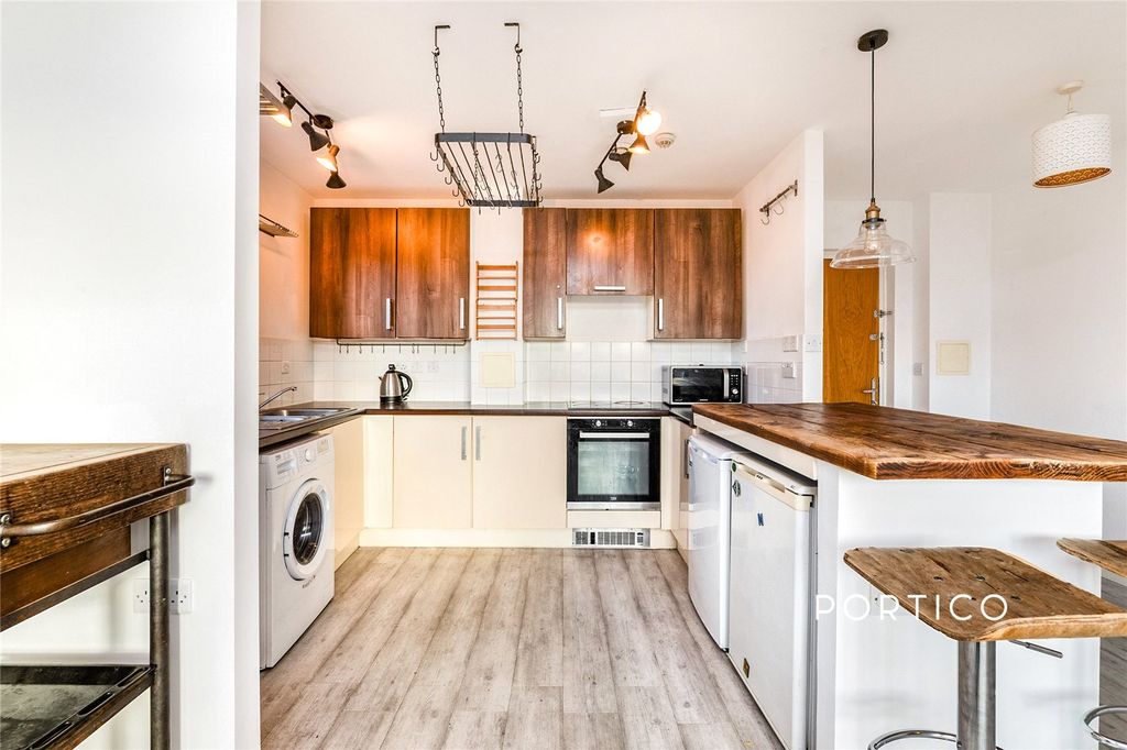 Property photo 2 of 10 Picture No. 02