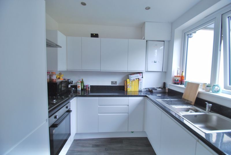 Property photo 2 of 10 Photo 8