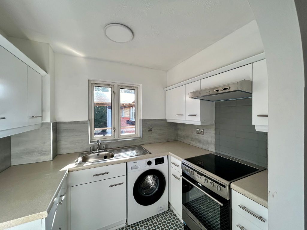 Property photo 3 of 4