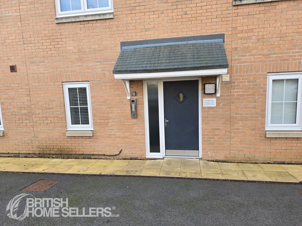 Property photo 3 of 17 Picture No. 06