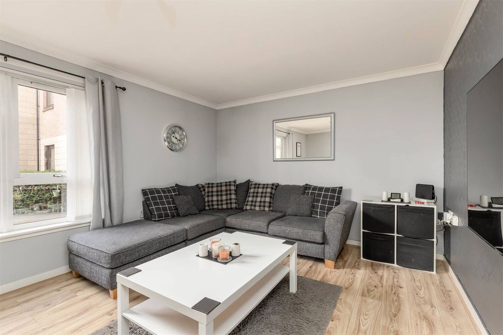 Property photo 2 of 20 Picture No. 07