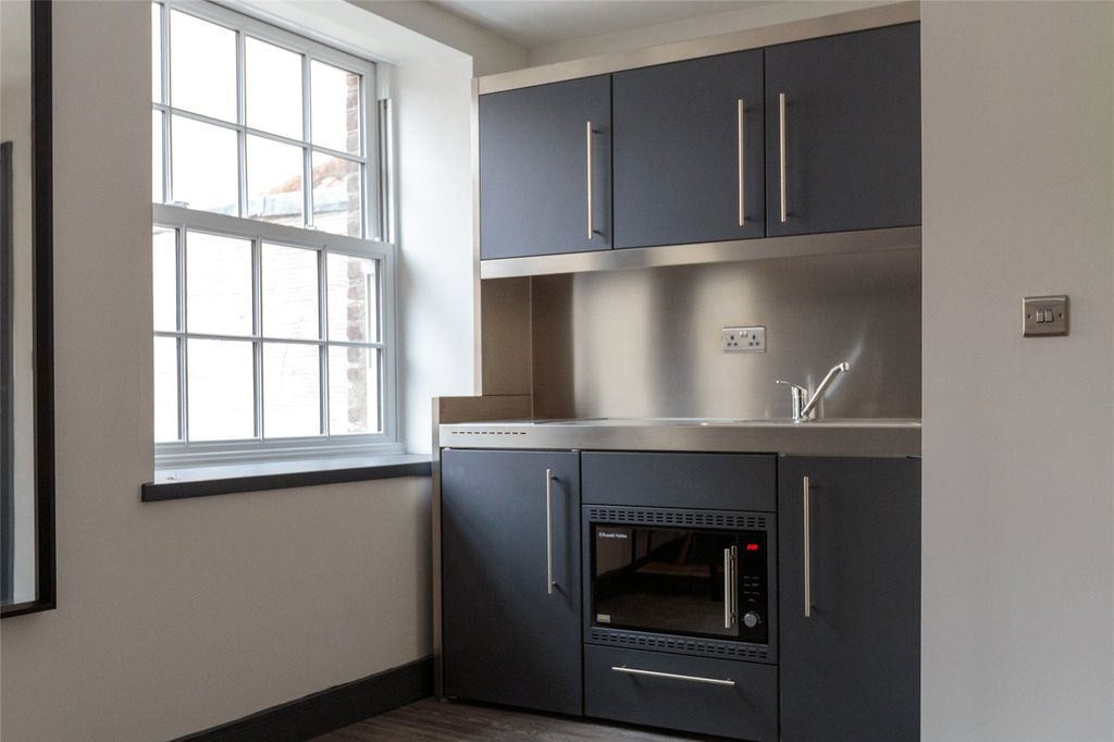 Property photo 3 of 3 Picture No. 03