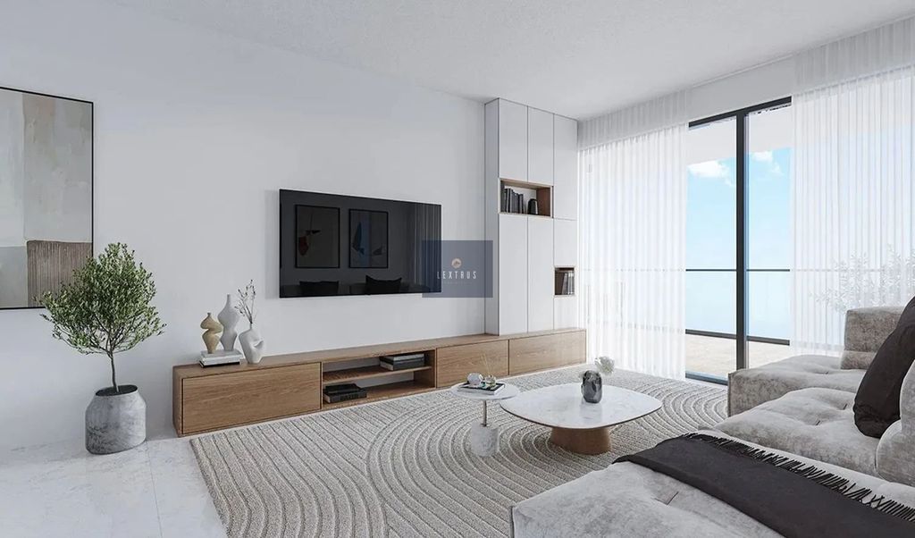 Property photo 1 of 1