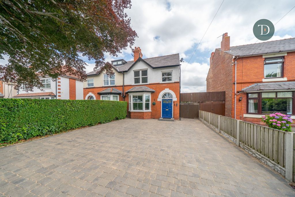 Property photo 1 of 40