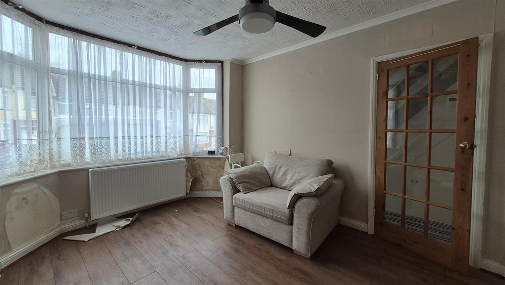 Property photo 3 of 16