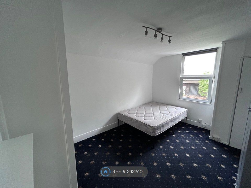 Property photo 3 of 4